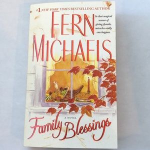⭐️5 for $15⭐️Family Blessings by Fern Michaels | Book